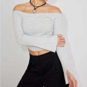 Garage long sleeve shoulder top corset 2/25$